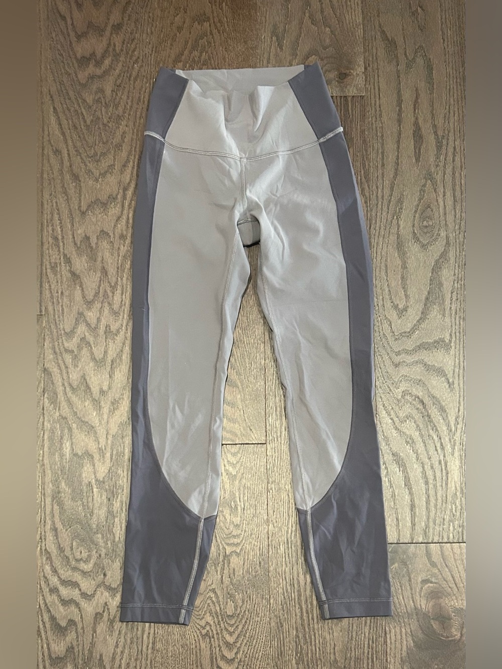 Lululemon Size 4 Wunder Under Leggings 25"